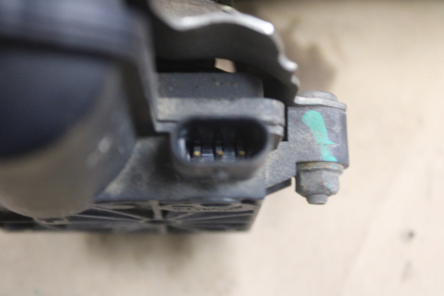 2015-2023 Challenger Charger SRT Driver Left Active Exhaust Valve Actuator OEM