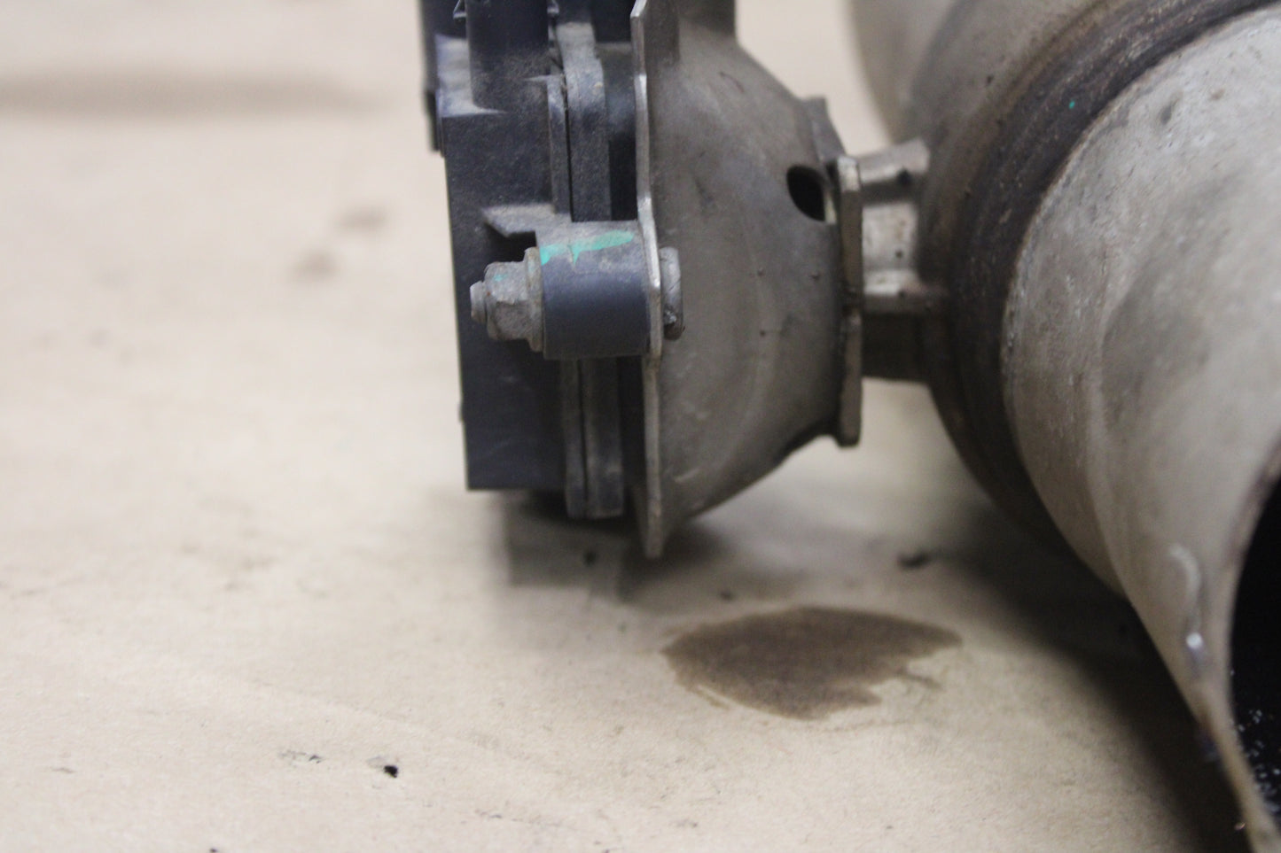 2015-2023 Challenger Charger SRT Driver Left Active Exhaust Valve Actuator OEM