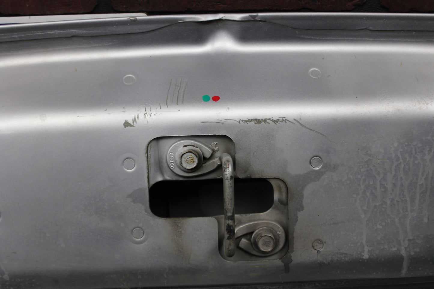 2005-2010 OEM Chrysler 300C SRT-8 Silver PS2 Hood Bonnet with Vents 05112136AA
