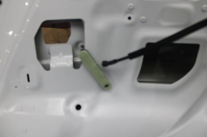 2011 - 2014 AUDI A8 QUATTRO REAR LIFTGATE TRUNK LID ASSEMBLY OEM WHITE
