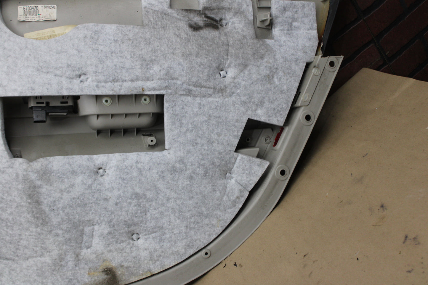 2005-2007 Chrysler 300C SRT-8 Rear Left Driver Door Trim Panel Card Beige OEM