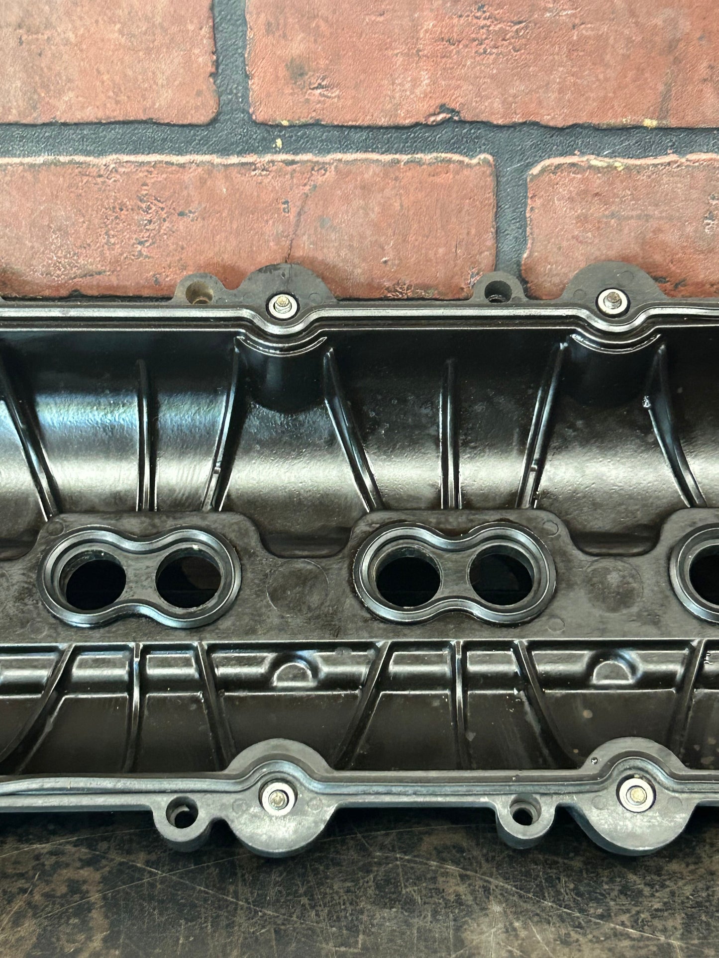 2006-2023 Genuine Mopar 5.7L 6.4L Hemi Valve Cover Dodge Chrysler 53022086AD