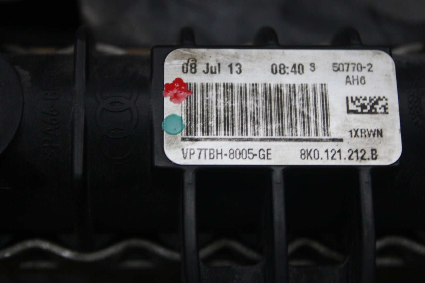 10-18 AUDI A4 S4 Q5 A7 S7 A8 Engine Coolant Water Auxiliary Radiator Assy OEM
