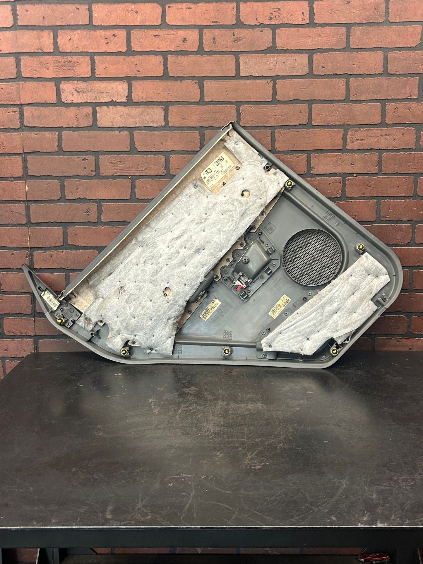 2005-2007 Jeep Grand Cherokee SRT8 Rear Passenger RH Side Interior Door Panel