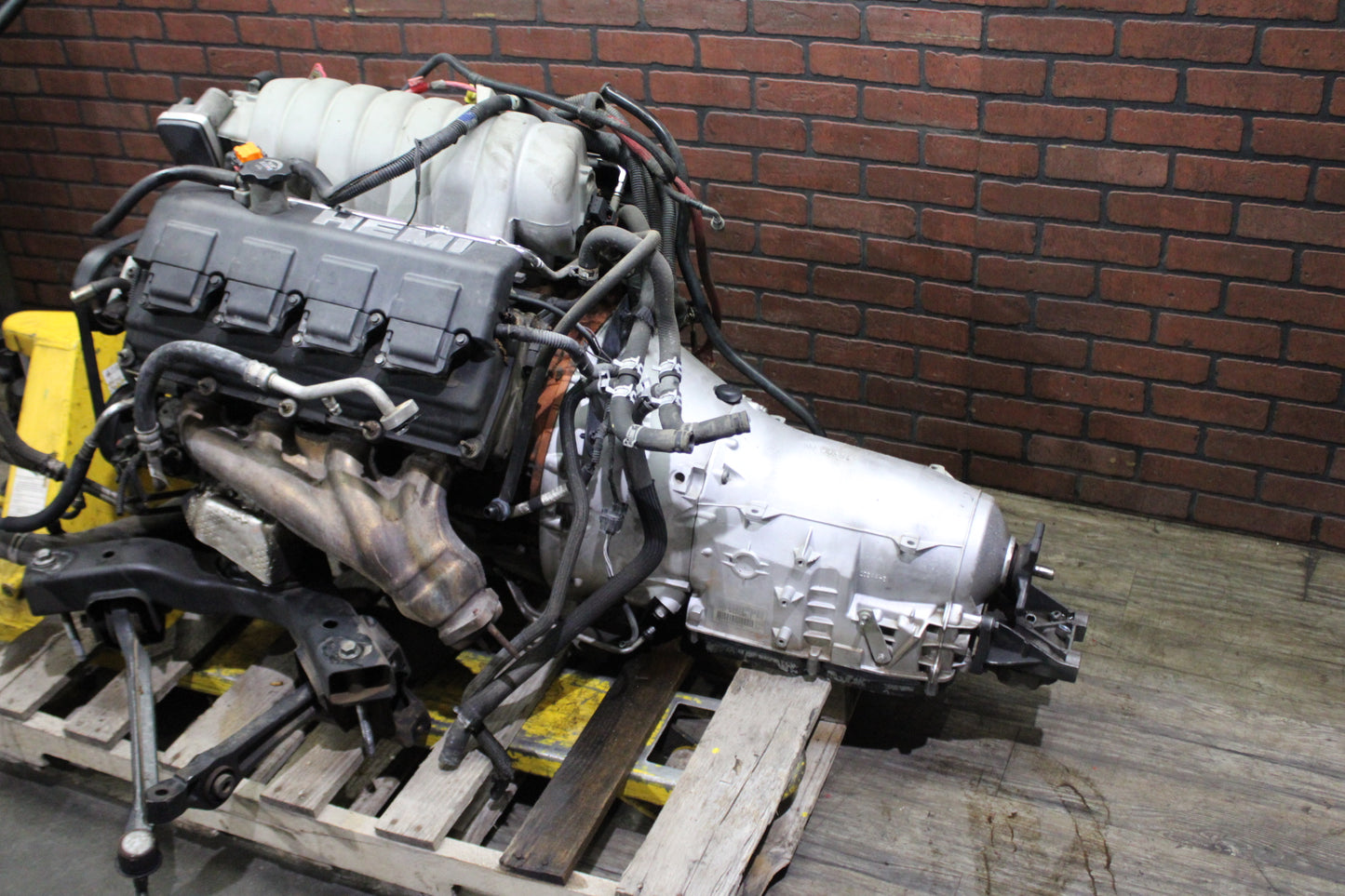 05-10 Chrysler 300C Dodge Charger Challenger SRT-8 6.1L Hemi Engine Transmission