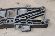 05-14 Chrysler 300C Dodge Charger Challenger SRT-8 V8 Transmission Crossmember