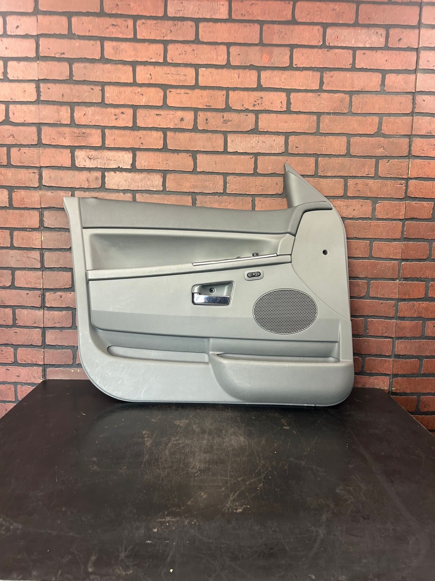 2005-2010 Jeep Grand Cherokee WK OEM Interior Front Driver Left Door Panel