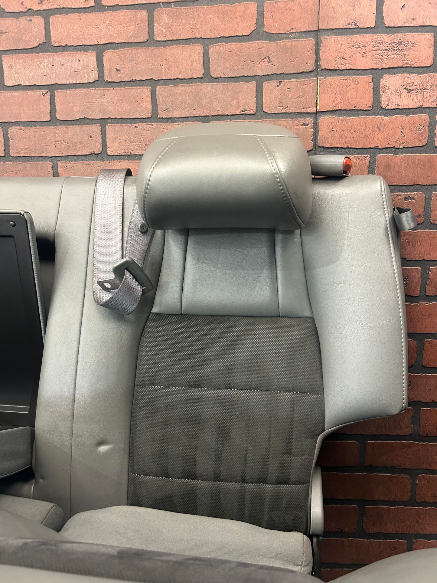 2005-2010 Jeep Grand Cherokee SRT8 Full Front Rear Seat Set Assembly OEM Gray