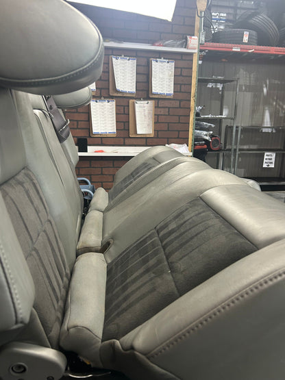 2005-2010 Jeep Grand Cherokee SRT8 Full Front Rear Seat Set Assembly OEM Gray
