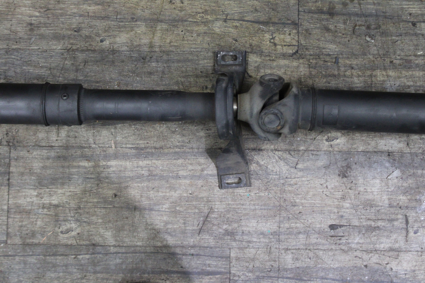 2005-08 Chrysler 300C Dodge Charger Magnum SRT-8 6.1L Prop Propeller Drive Shaft