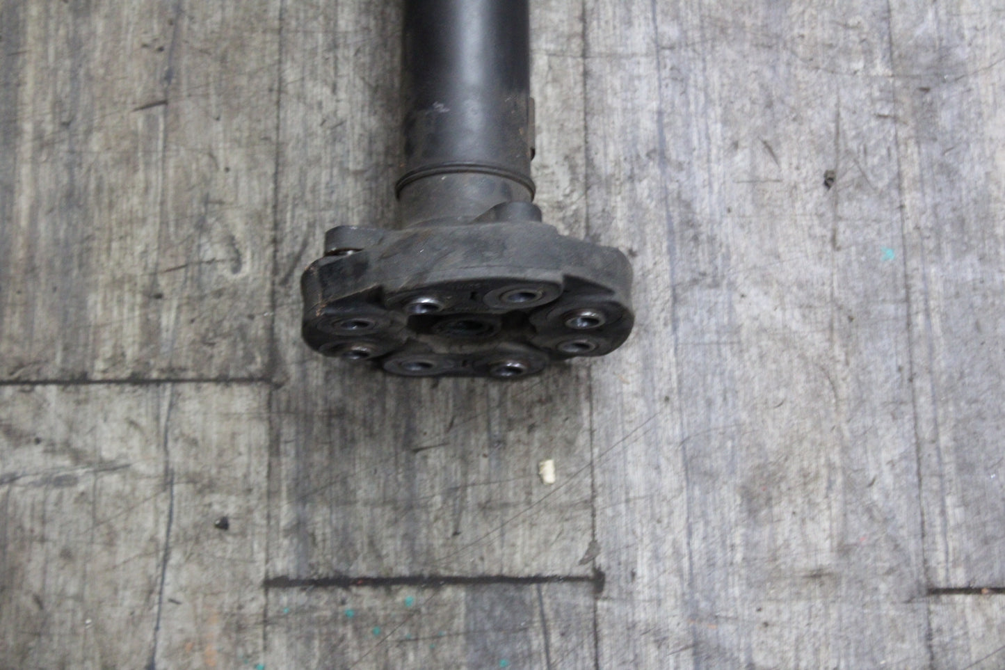 2005-08 Chrysler 300C Dodge Charger Magnum SRT-8 6.1L Prop Propeller Drive Shaft