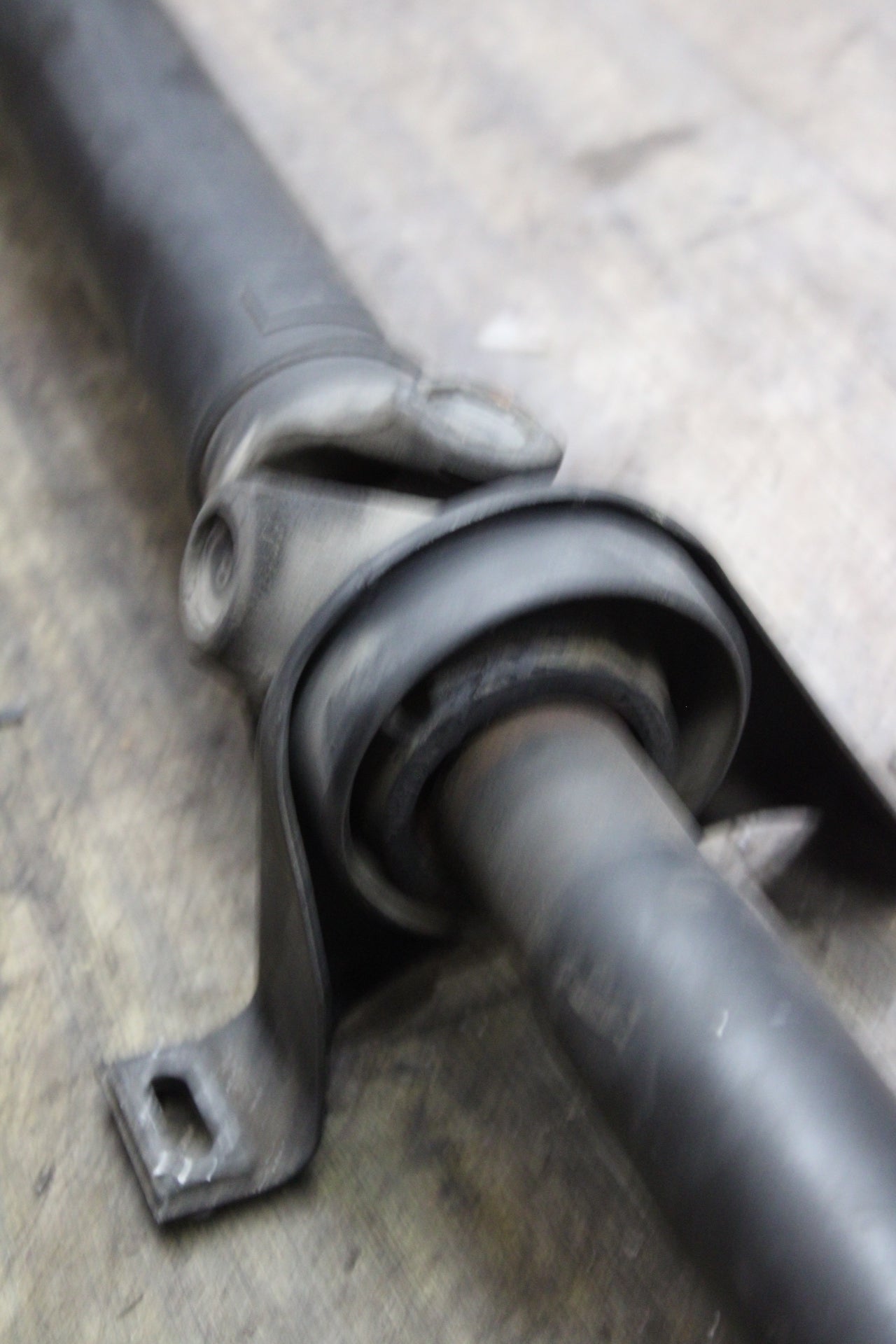 2005-08 Chrysler 300C Dodge Charger Magnum SRT-8 6.1L Prop Propeller Drive Shaft