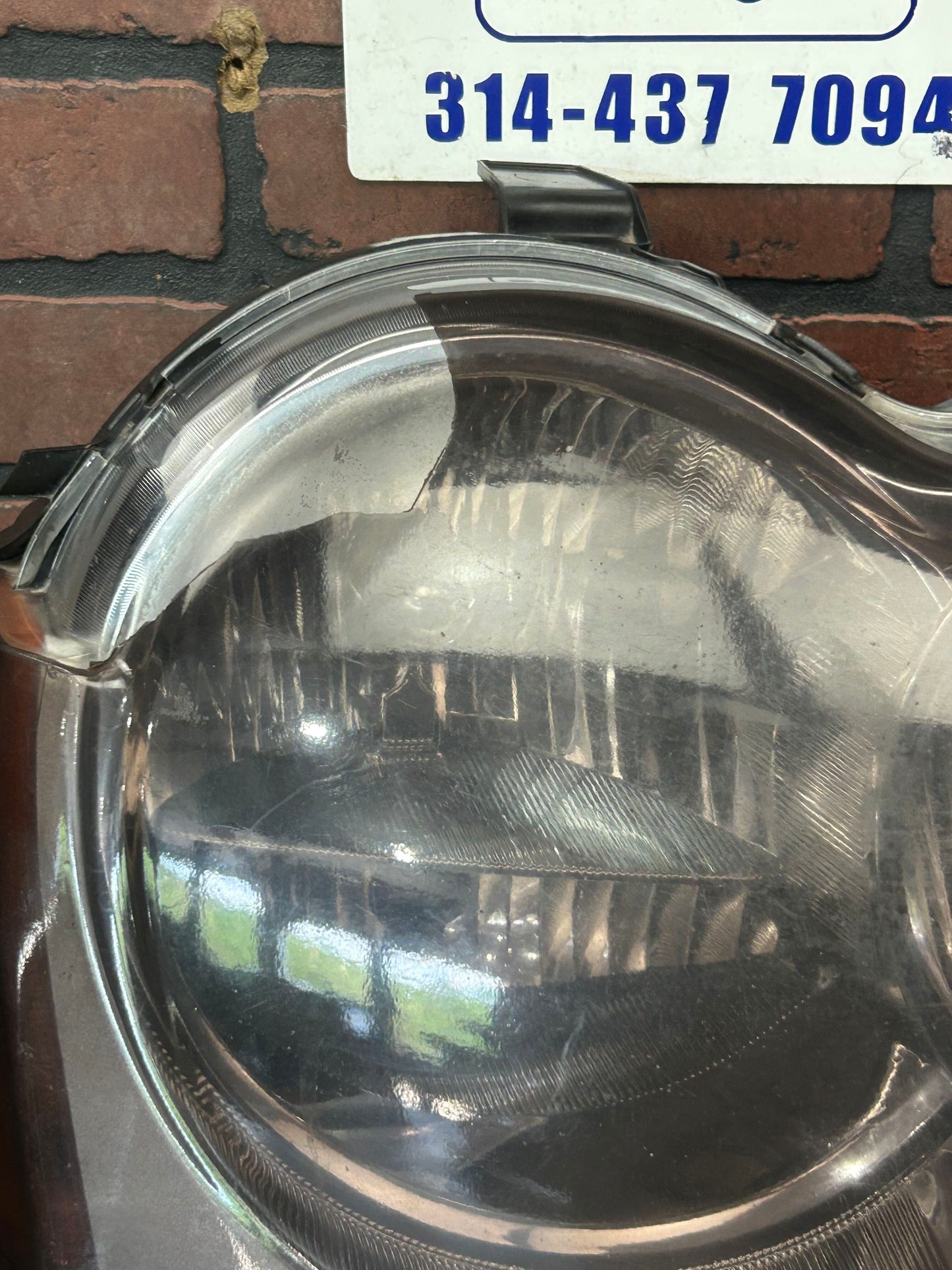 2005-2007 Jeep Grand Cherokee SRT8 Passenger Right Headlight Assembly OEM