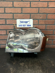 2005-2007 Jeep Grand Cherokee SRT8 Driver Left Headlight Assembly OEM