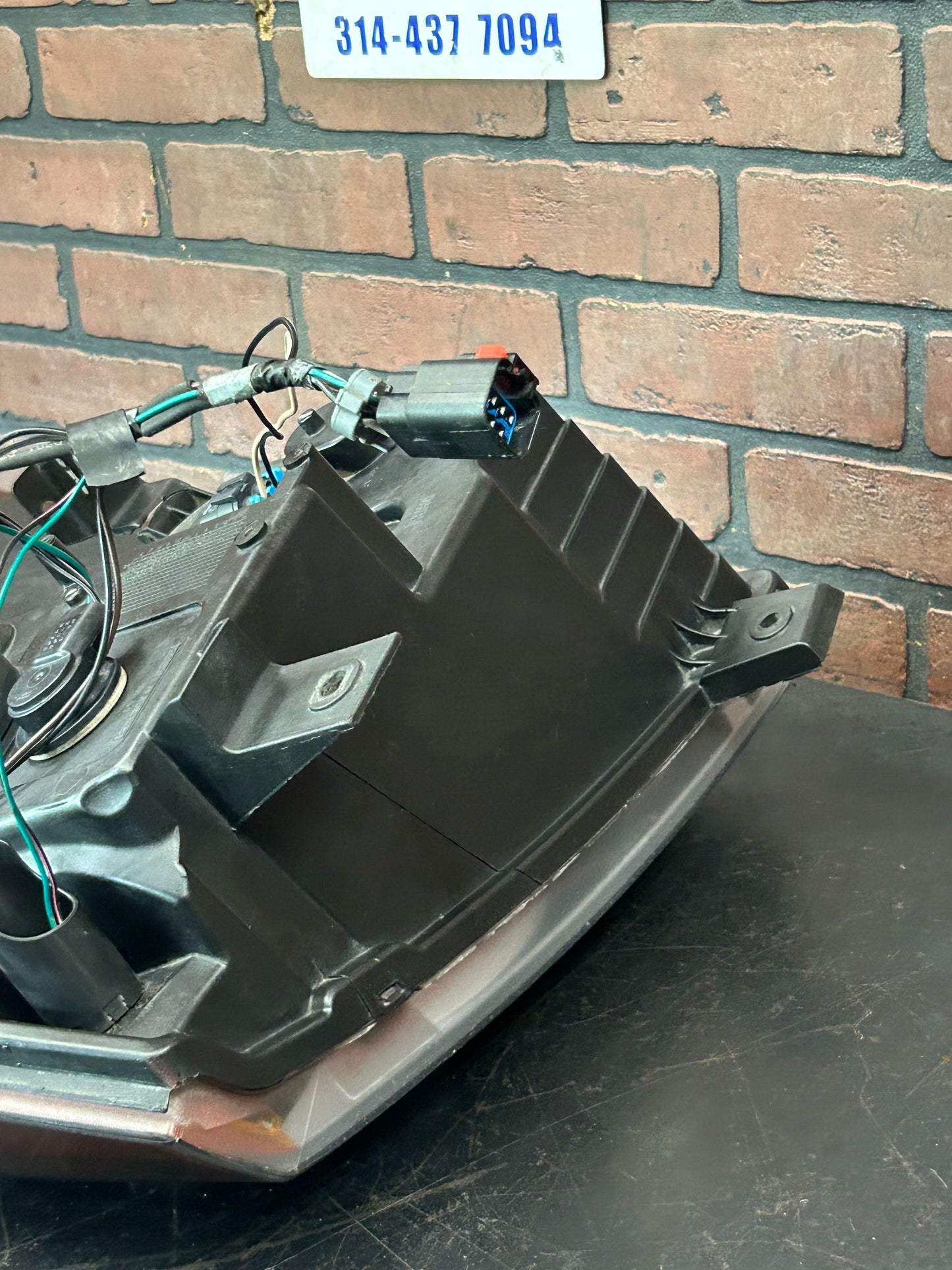 2005-2007 Jeep Grand Cherokee SRT8 Driver Left Headlight Assembly OEM