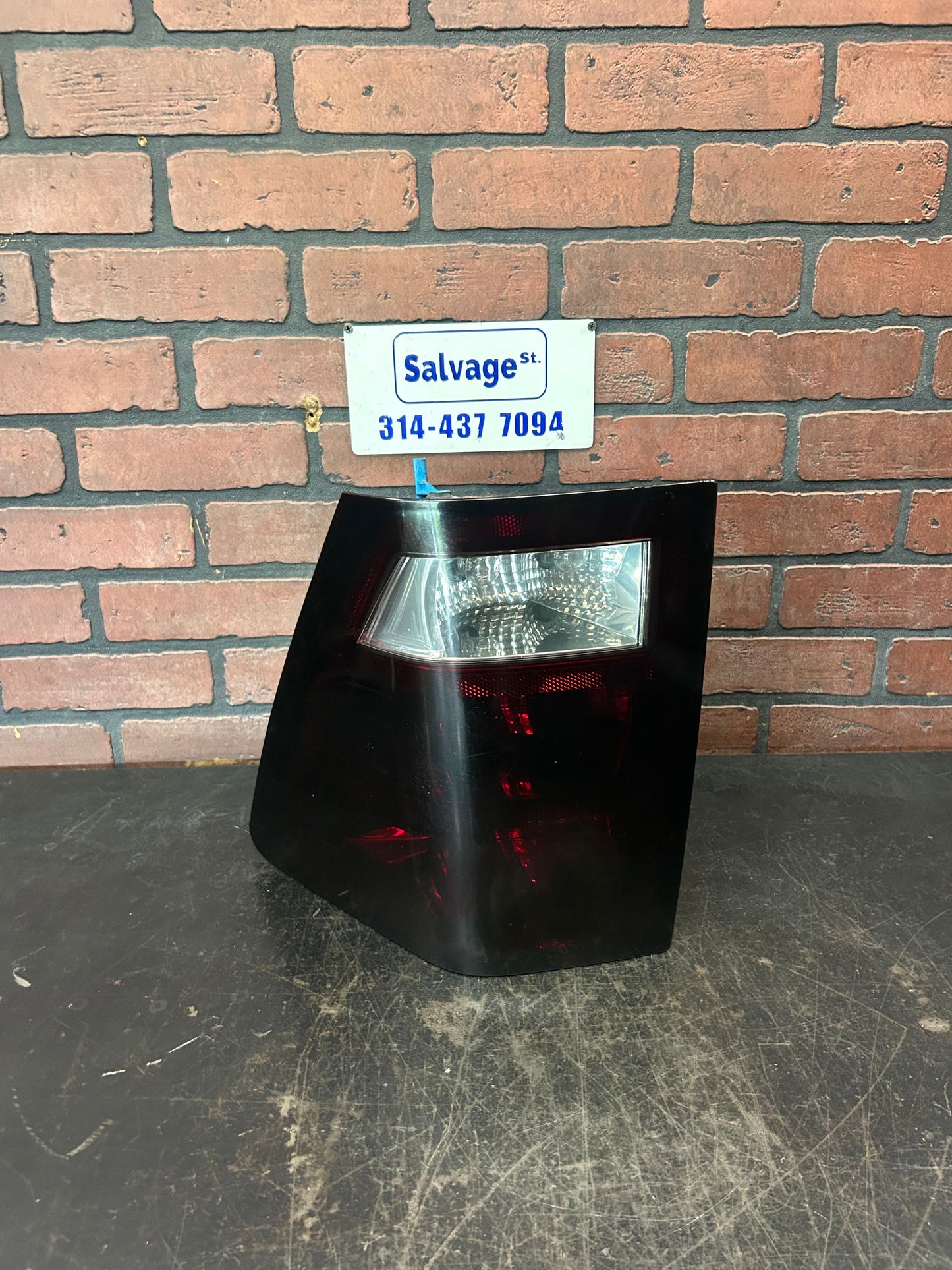 05-10 Jeep WK1 Grand Cherokee Tail Light Pair OEM Smoked