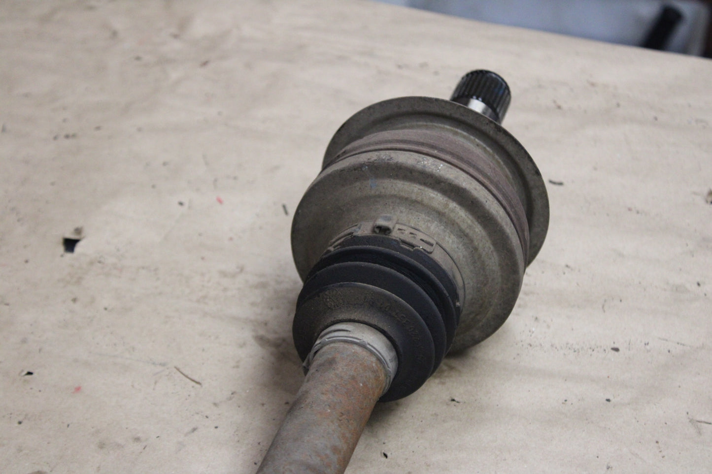 2005-2008 Chrysler 300C Dodge Charger Challenger Magnum SRT-8 Left CV Axle Shaft