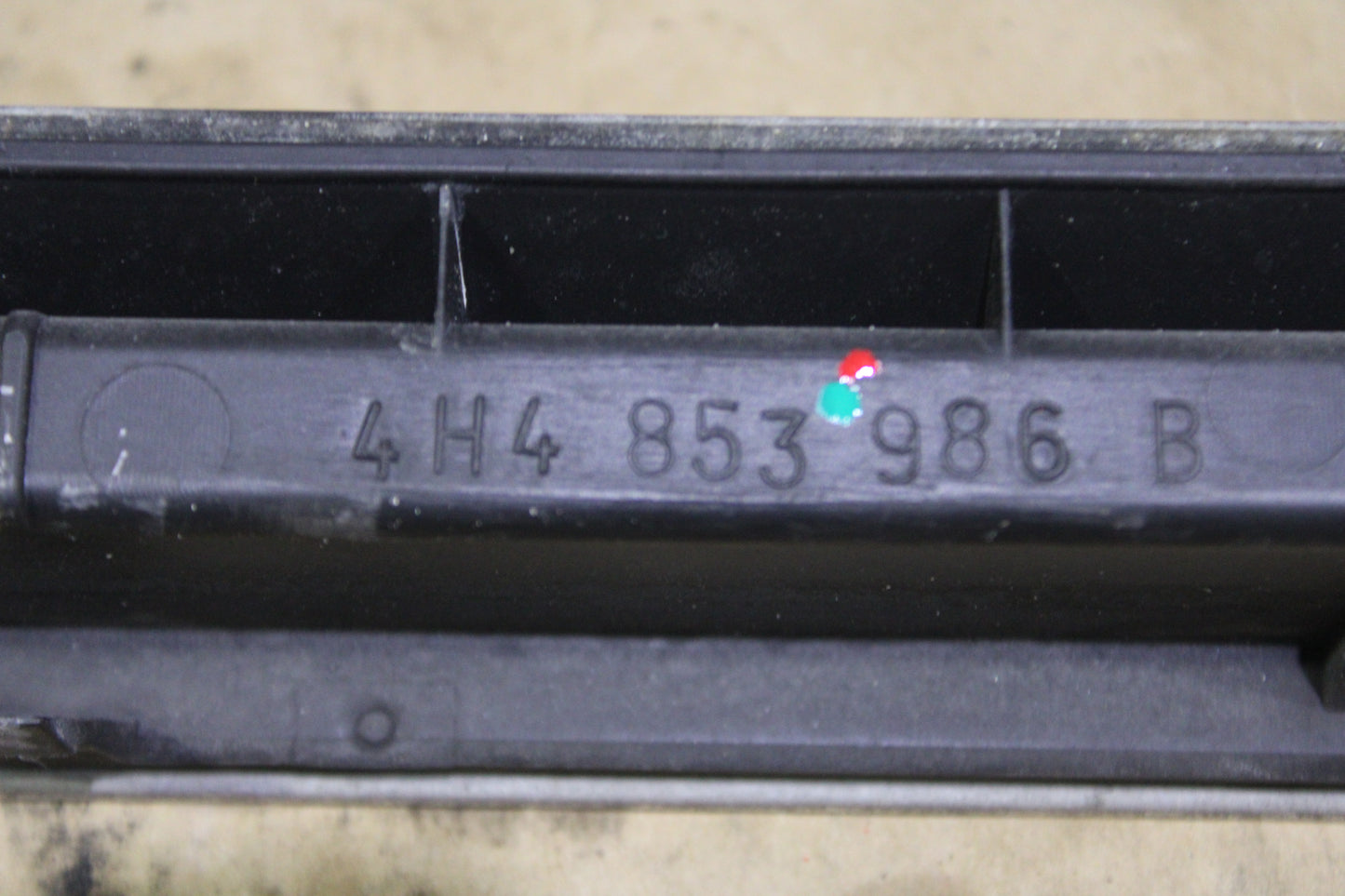 2011-2015 Audi A8 Quattro Passenger Driver Rocker Panel Guard 4h4 853 986 b OEM