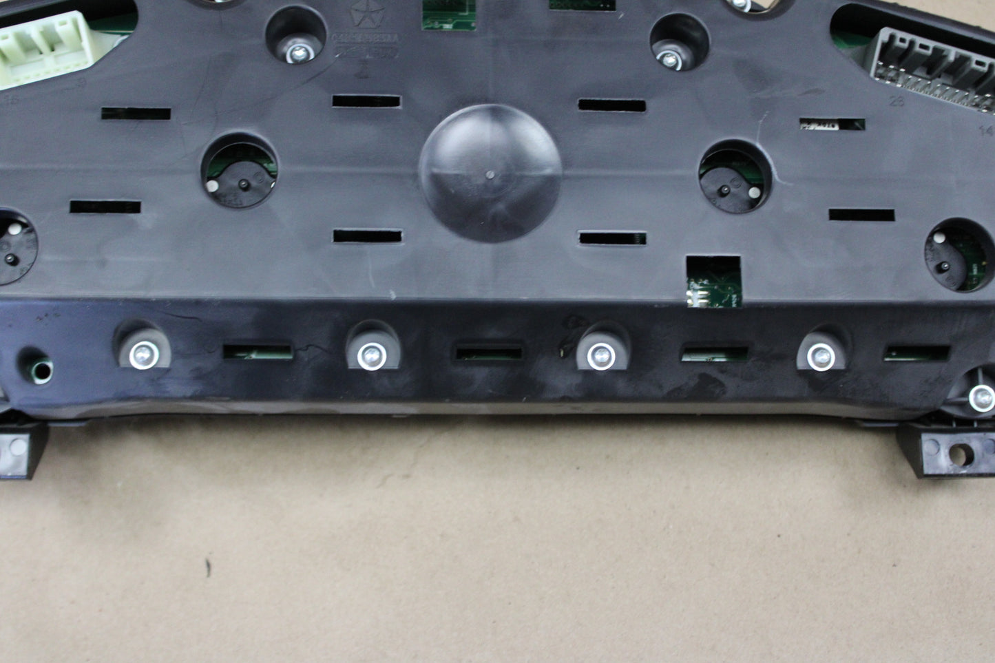 05-07 Chrysler 300C SRT-8 180MPH Gauge Instrument Cluster Speedometer Tachometer