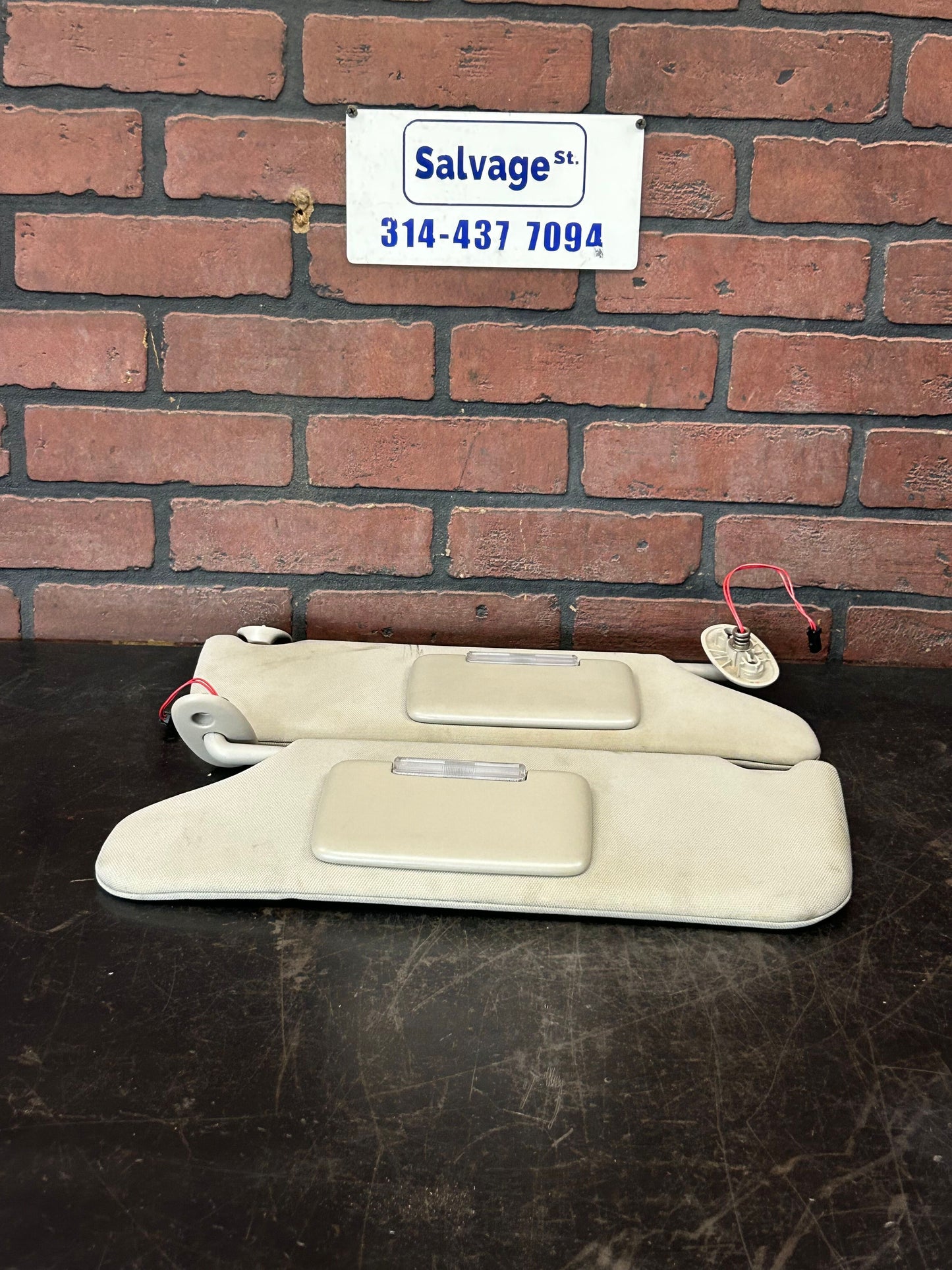 2005-2010 JEEP GRAND CHEROKEE LEFT & RIGHT SIDE SUNVISOR SUN VISOR SET