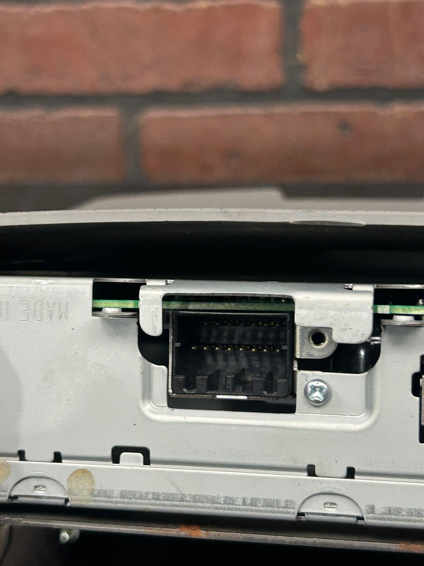 2005-2007 JEEP GRAND CHEROKEE OVERHEAD DVD PLAYER SCREEN ASSEMBLY OEM