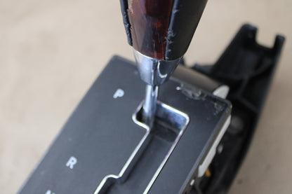 05-07 Chrysler 300C Dodge Charger Magnum SRT-8 Automatic Gear Shifter Selector