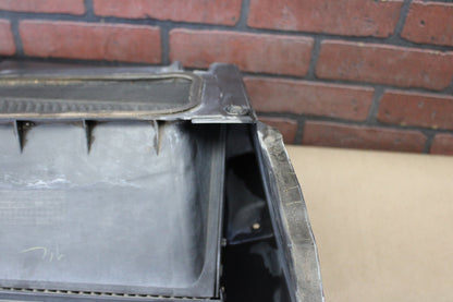 05-10 Dodge Charger Magnum Chrysler 300C SRT-8 Cabin Air Filter Housing Assembly