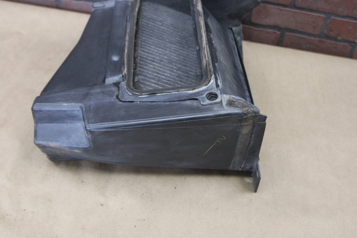 05-10 Dodge Charger Magnum Chrysler 300C SRT-8 Cabin Air Filter Housing Assembly