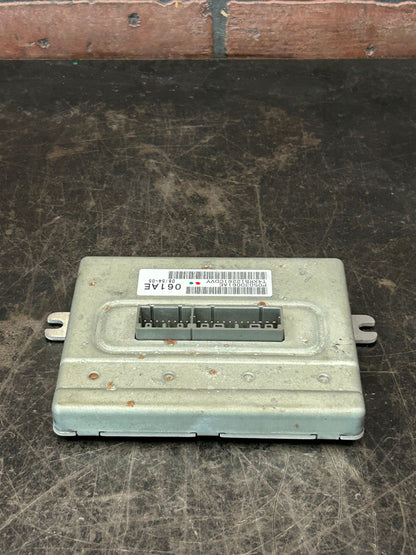 2006-2010 JEEP GRAND CHEROKEE SRT OEM TRANSFER CASE GEAR CONTROL MODULE COMPUTER