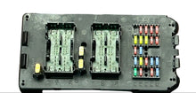 2005-2006 Jeep Grand Cherokee Body Control Module Fuse Box BCM 56050066AC OEM