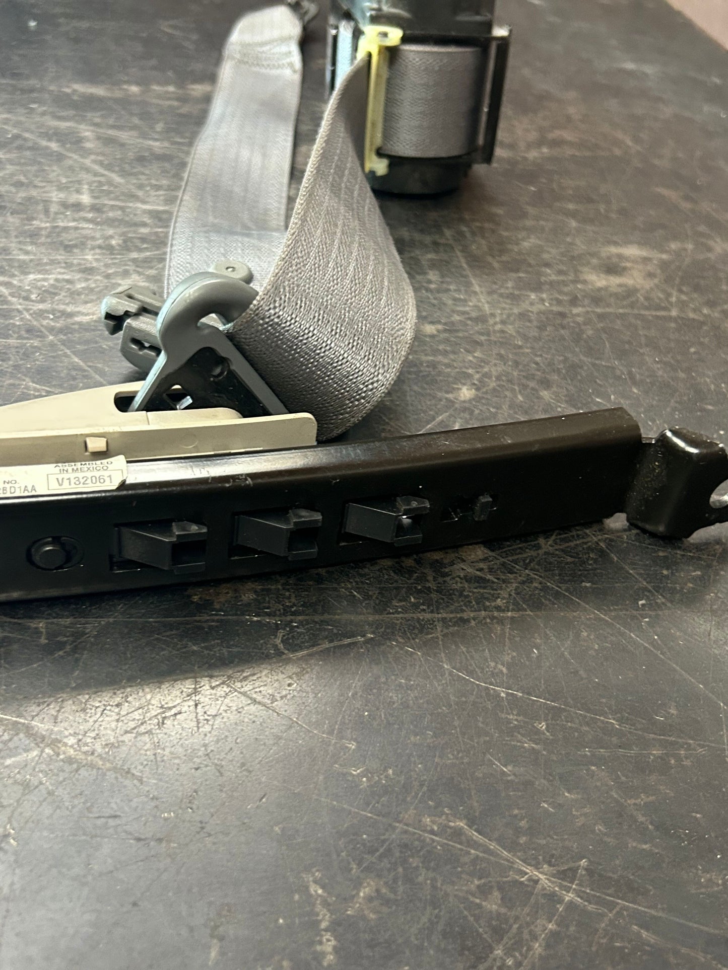 2006-2010 JEEP GRAND CHEROKEE SRT8 OEM FRONT REAR LEFT RIGHT SEAT BELT SET