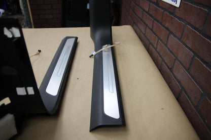 2011-2015 Audi A8 Quattro Front Right Left Lower A Pillar Trim Door Sill Set