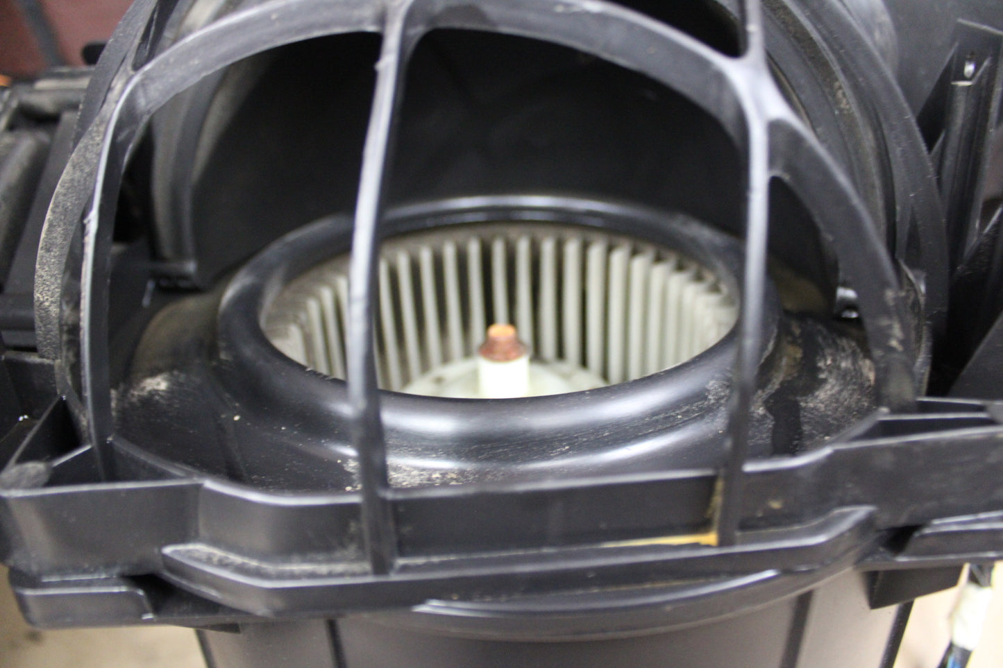 2006 CHRYSLER 300 HVAC A/C HEATER BLOWER HOUSING BOX OEM 04596500AE