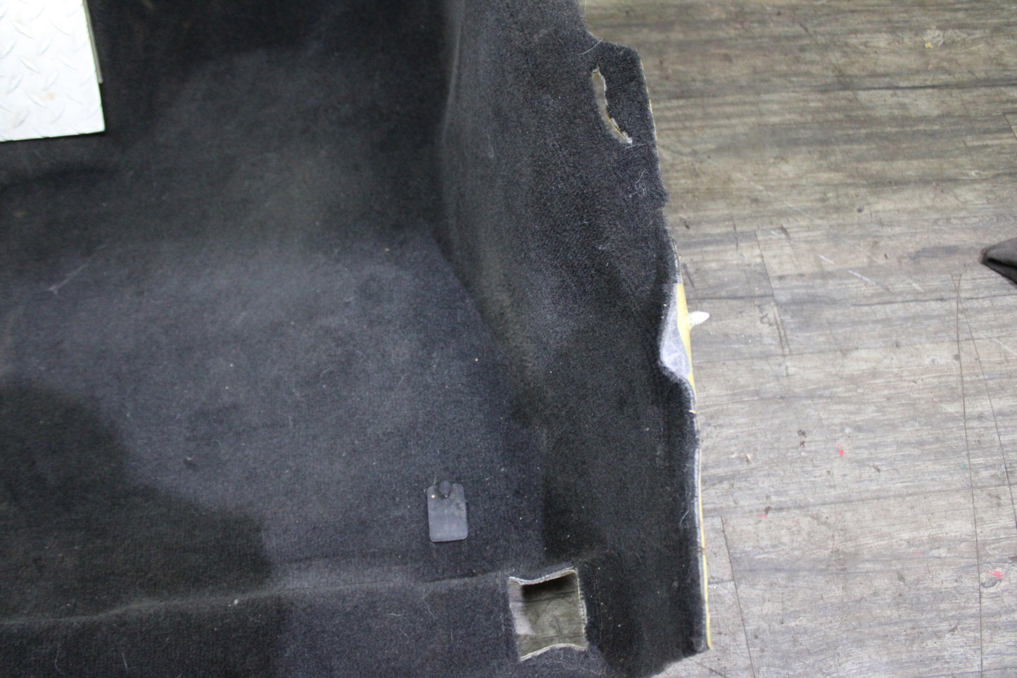 2006-2010 Dodge Charger Magnum 300 SRT8 Front Driver Left Side Floor Carpet