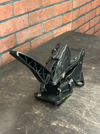 2005-2006 Jeep Grand Cherokee Commander Gas Throttle Accelerator Pedal OEM