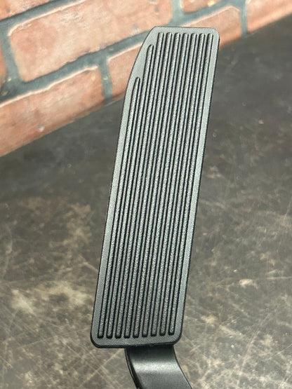 2005-2006 Jeep Grand Cherokee Commander Gas Throttle Accelerator Pedal OEM