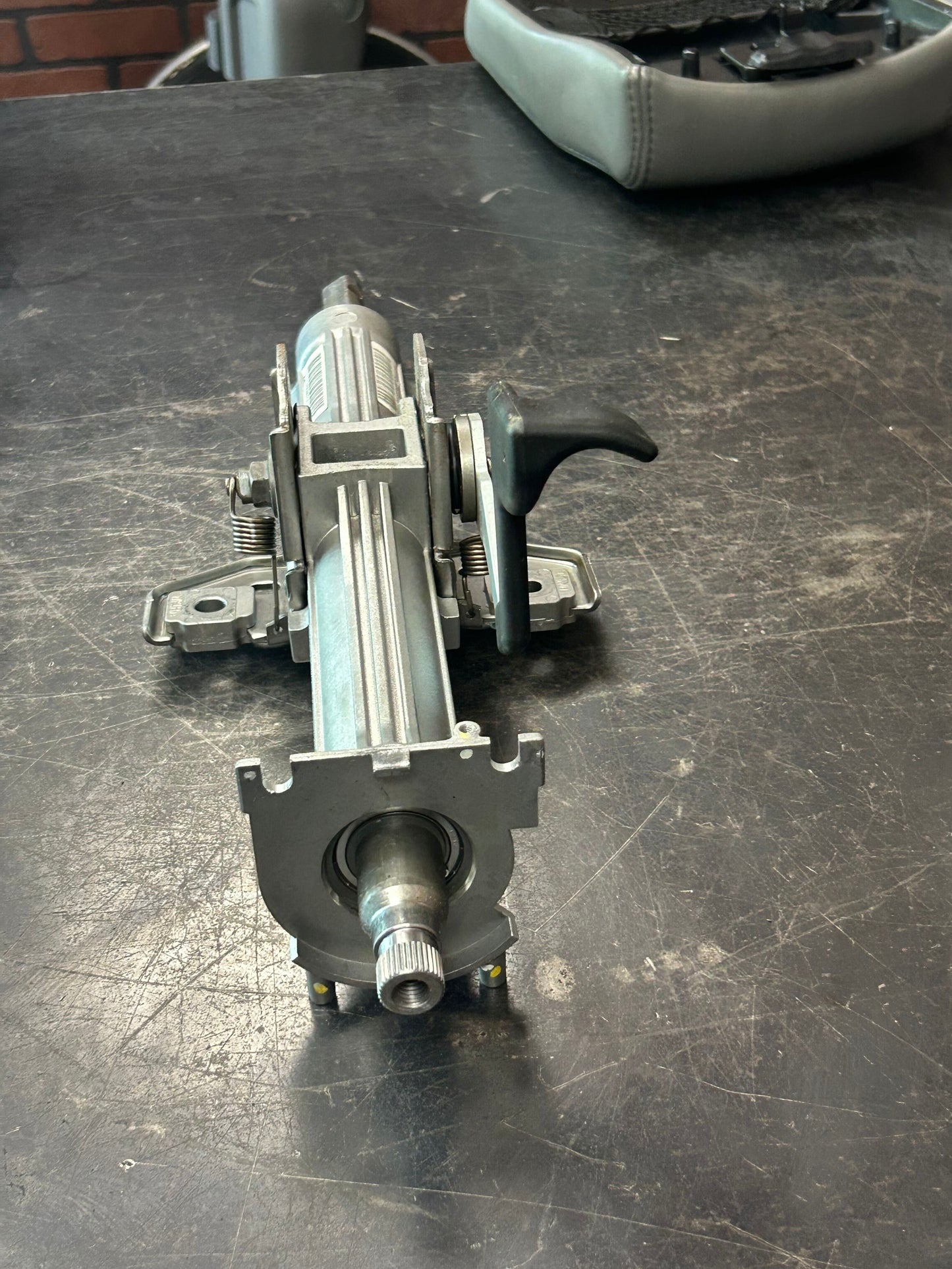 2005-2010 Jeep Grand Cherokee Steering Column with Tilt Factory OEM