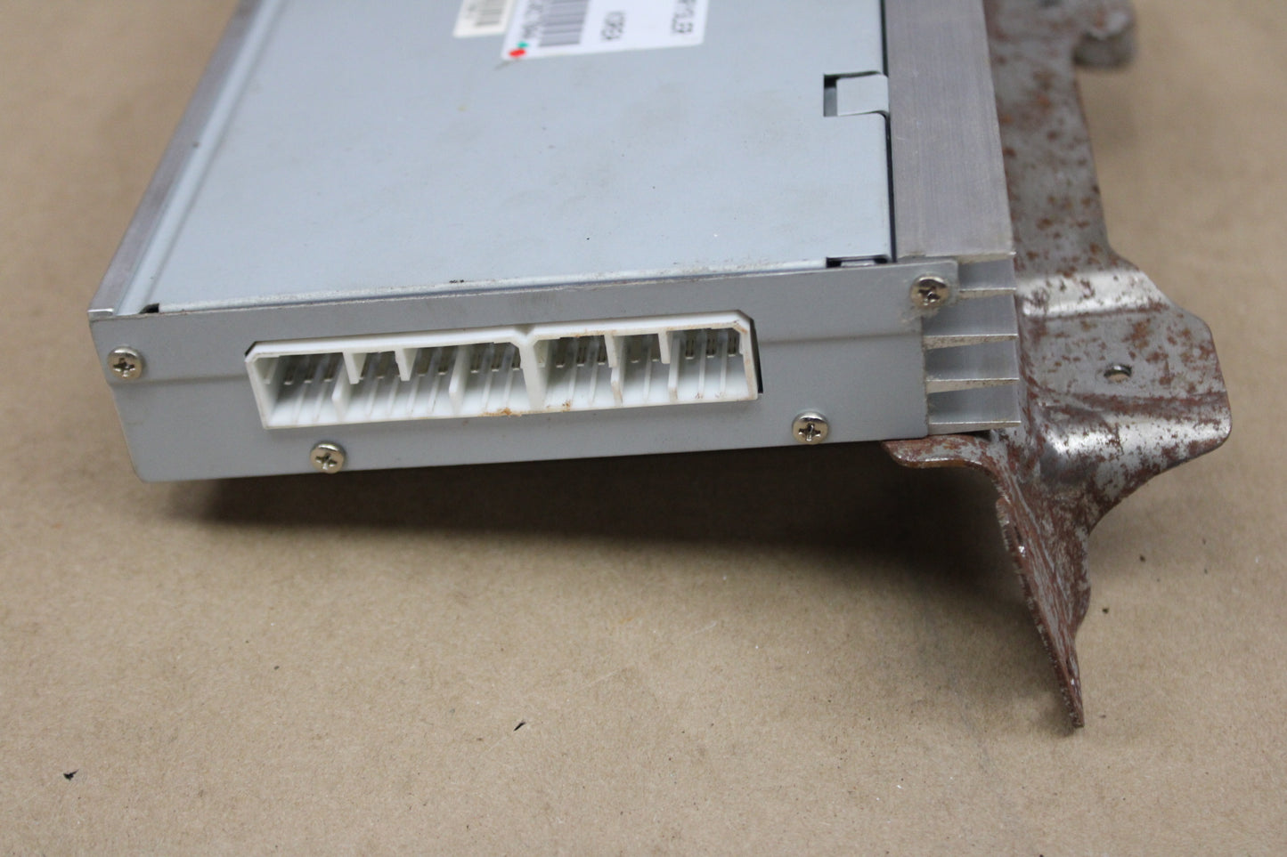 2006 Charger Magnum 300 Kicker Audio Radio Stereo Amplifier Amp 05030270AA