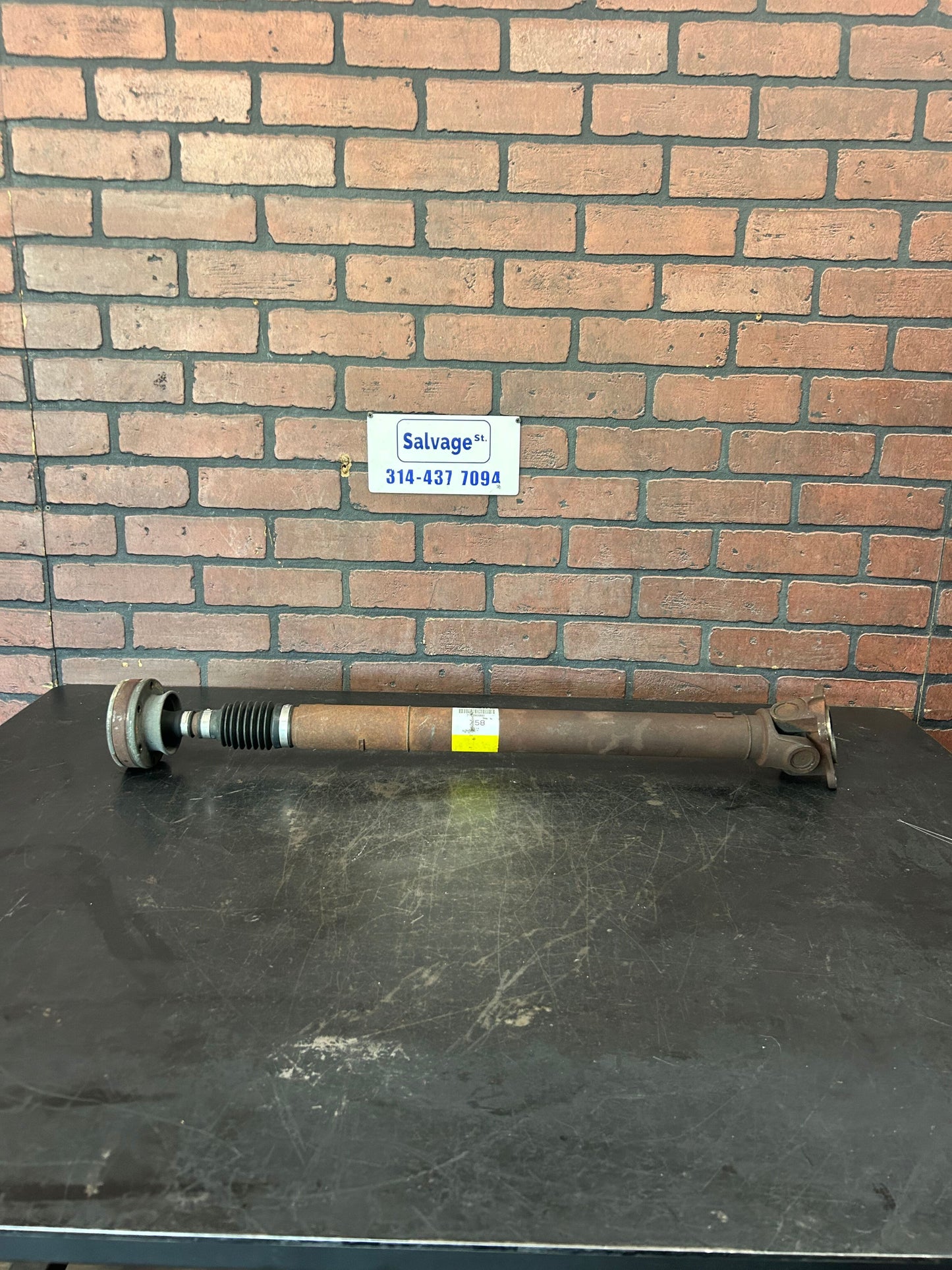 2005-2006 Jeep Grand Cherokee Front Drive Shaft OEM 52105758AE 149k Miles