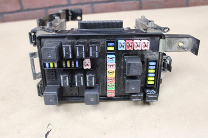 2006 Chrysler 300 Dodge Magnum Totally Integrated Power Module Fuse Box TIPM