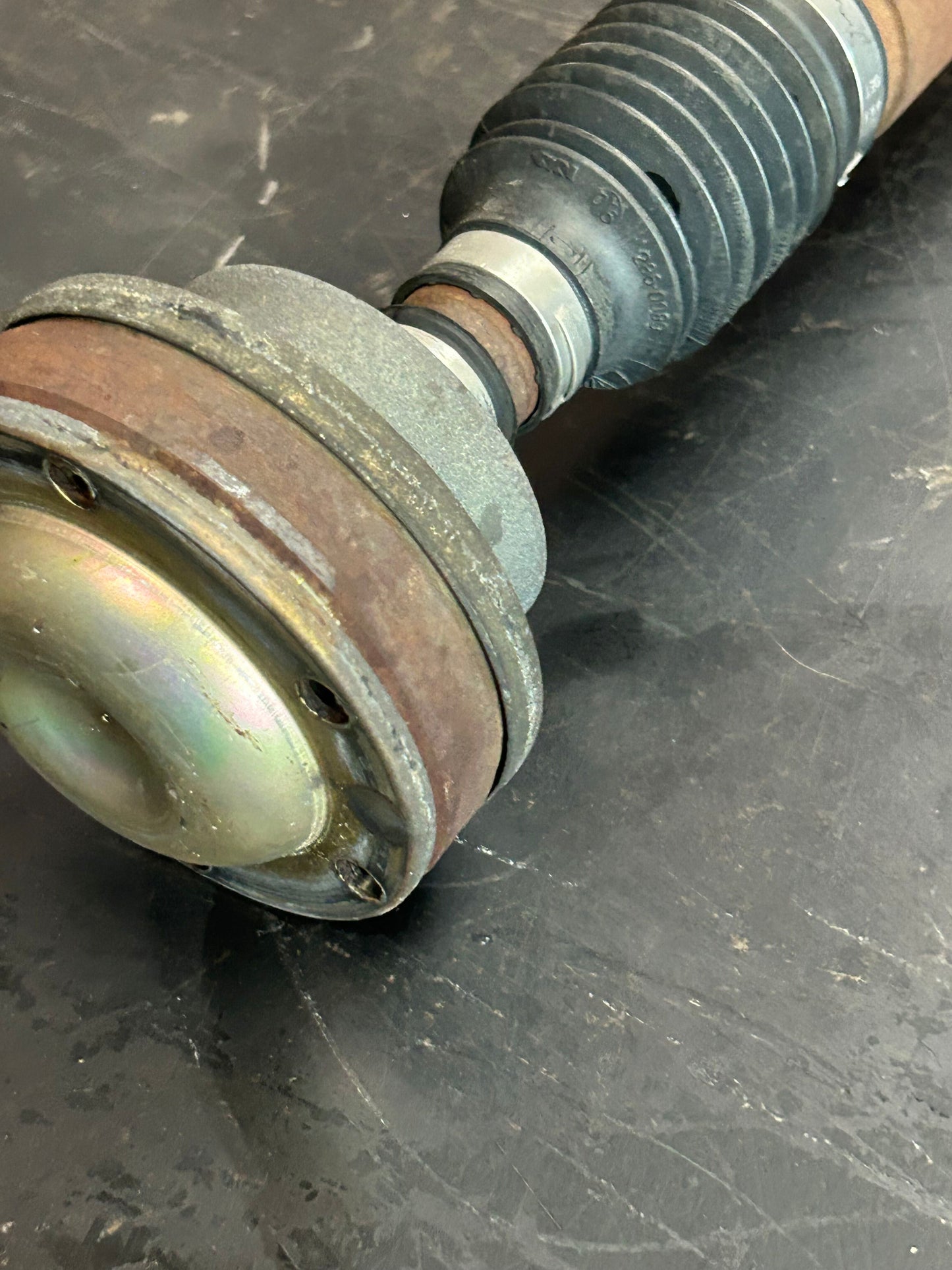 2005-2006 Jeep Grand Cherokee Front Drive Shaft OEM 52105758AE 149k Miles