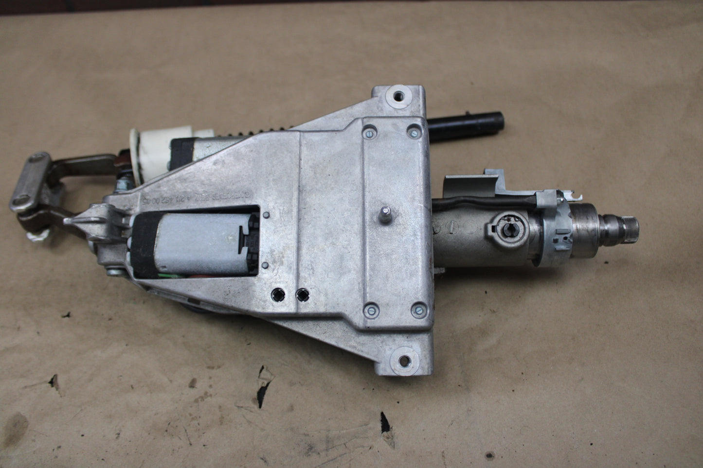 2005-2010 CHRYSLER 300 STEERING COLUMN ASSEMBLY OEM 05057431AA