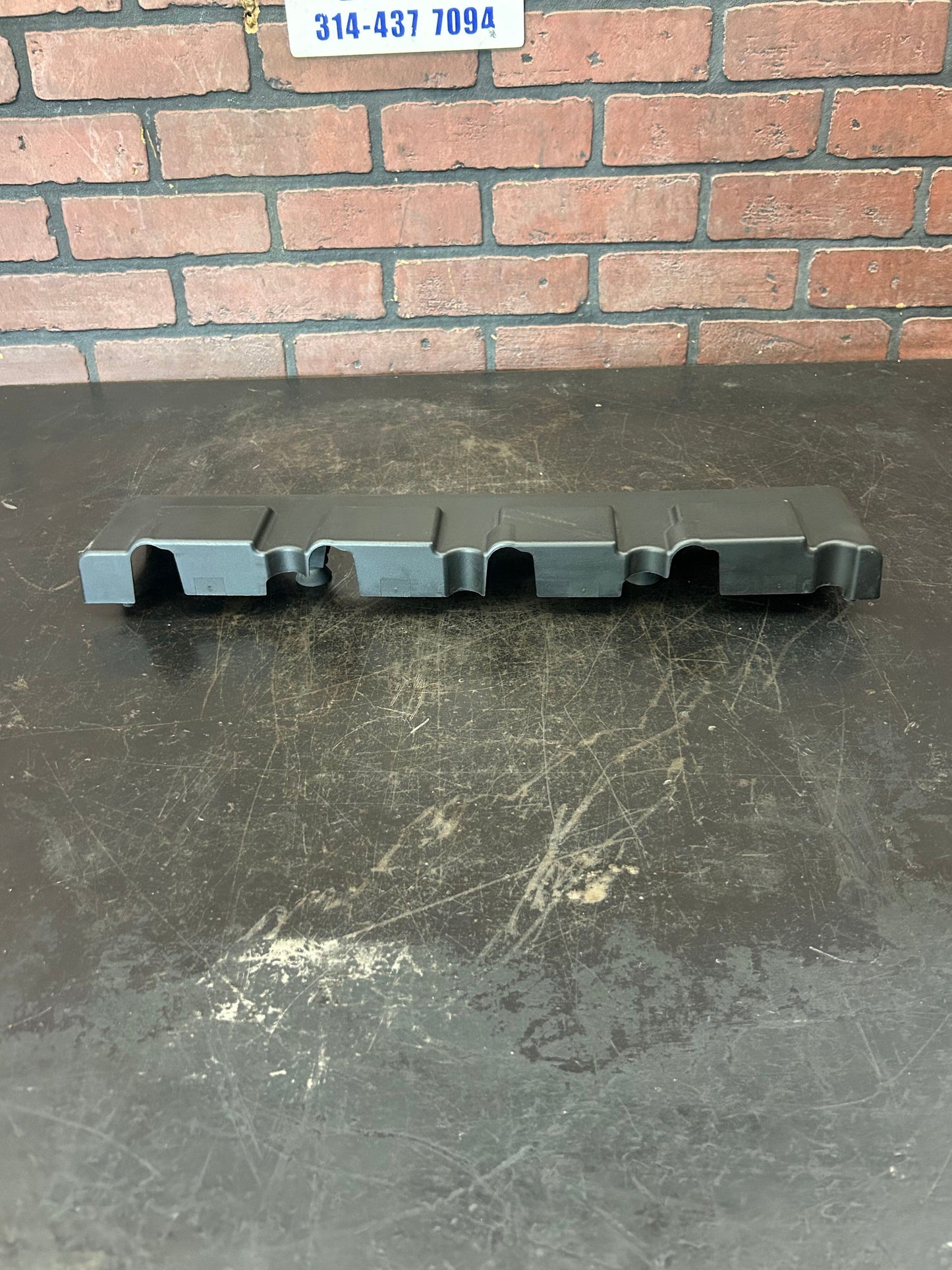 06-10 Charger Challenger 300 Grand Cherokee SRT8 6.1l Hemi OEM Left Engine Cover