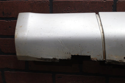 05-10 CHRYSLER 300 SRT8 OEM DRIVER LH SIDE SKIRT ROCKER PANEL MOLDING