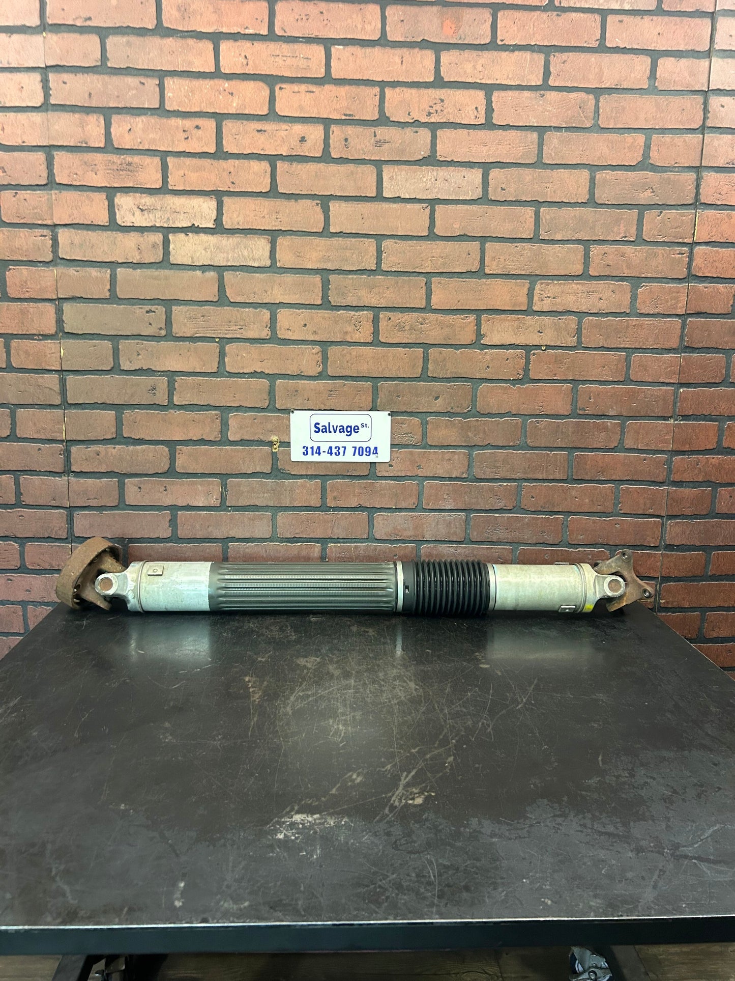 2006-2010 JEEP GRAND CHEROKEE WK1 SRT8 6.1L OEM REAR ALL WHEEL DRIVE TRAIN SHAFT