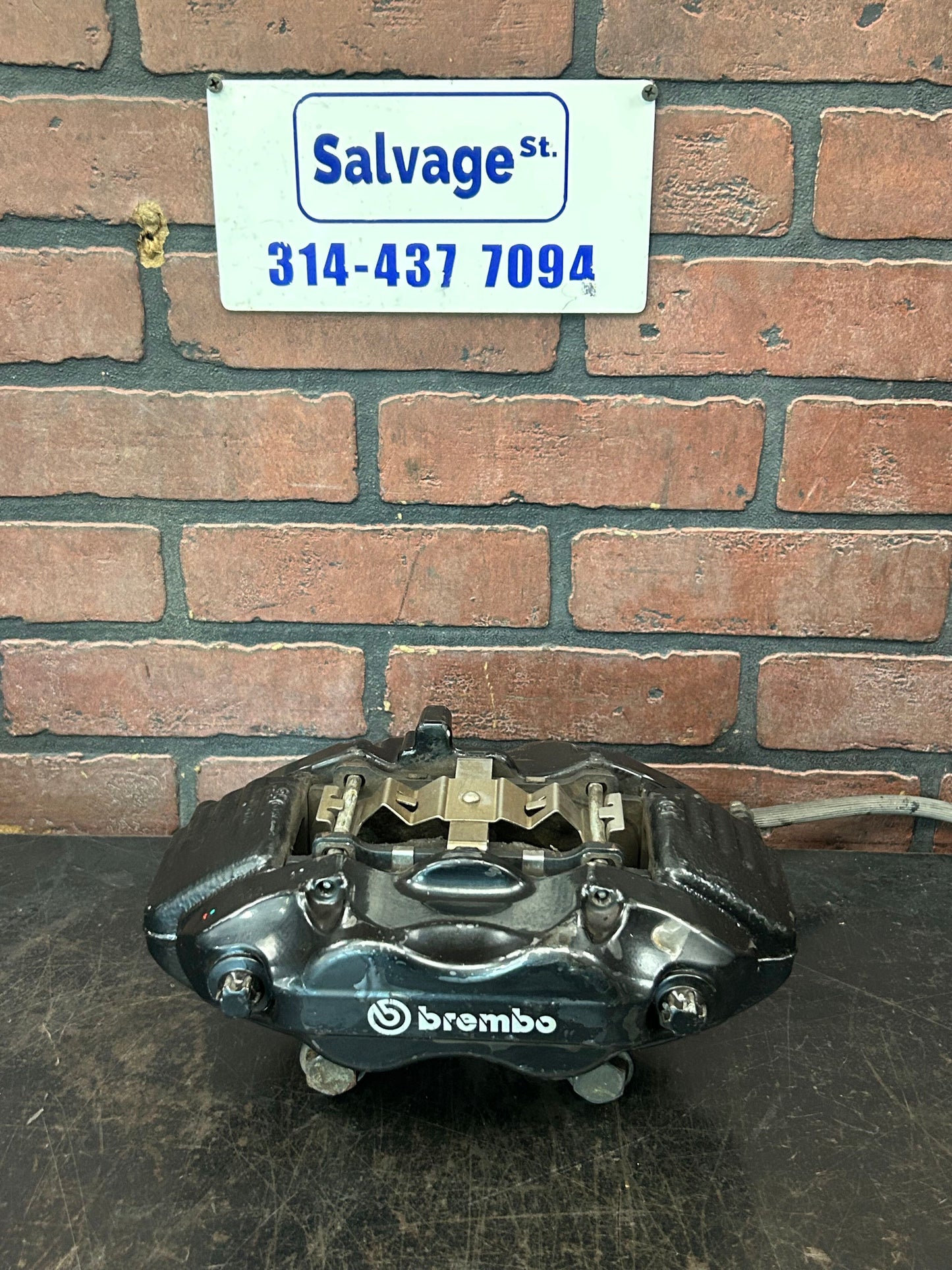 06-10 JEEP GRAND CHEROKEE SRT8 6.1L FRONT BREMBO BRAKE CALIPER ROTORS SET