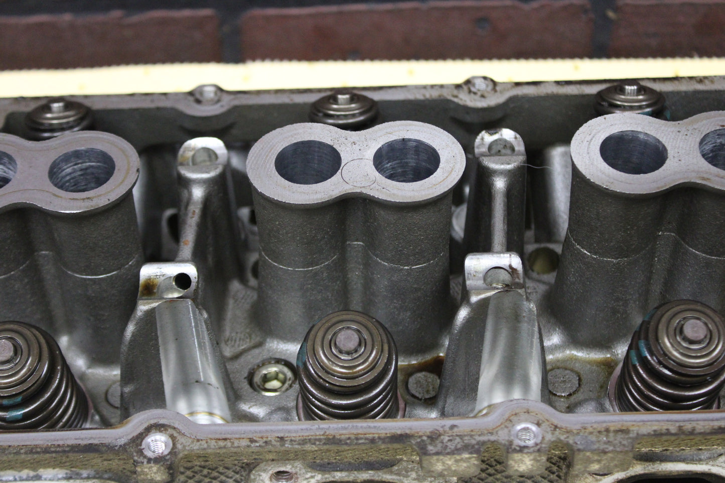2011-2026 Dodge Jeep Chrysler 6.4l Hemi OEM Driver LH Cylinder Head 05037369BD