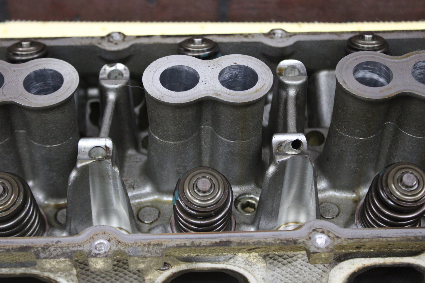 2011-2026 Dodge Jeep Chrysler 6.4l Hemi OEM Driver LH Cylinder Head 05037369BD