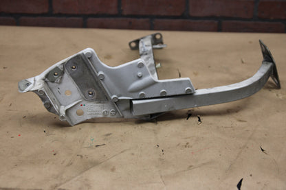 2011-2018 Audi A8L S8 Front Driver Left Fender Support Mount Bracket OEM