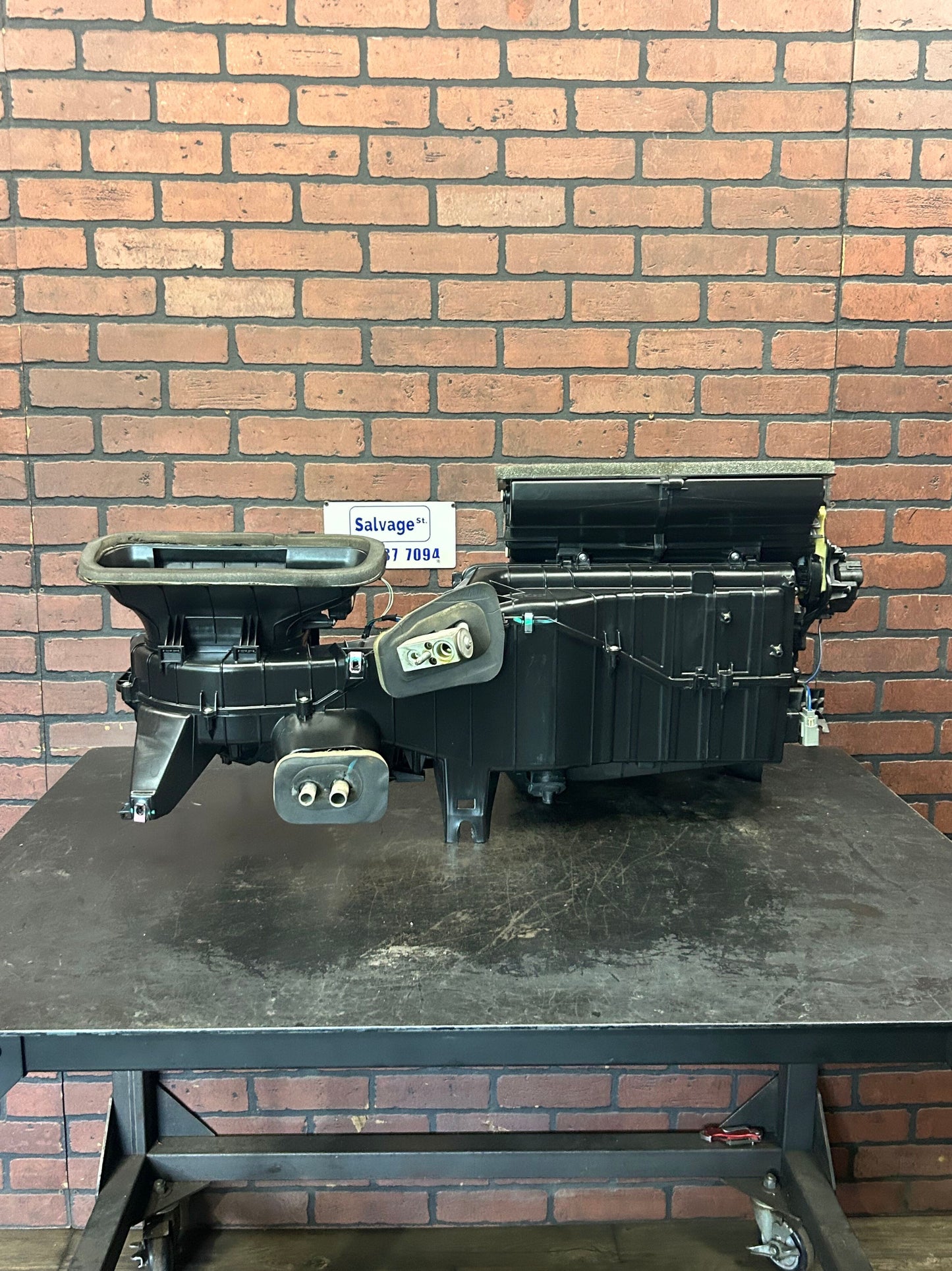 05 - 10 JEEP GRAND CHEROKEE HVAC EVAPORATOR HEATER CORE HOUSING BOX